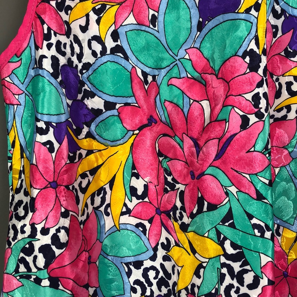 La Vie En Rose l Vintage Floral & Animal Tank - Picture 7 of 8